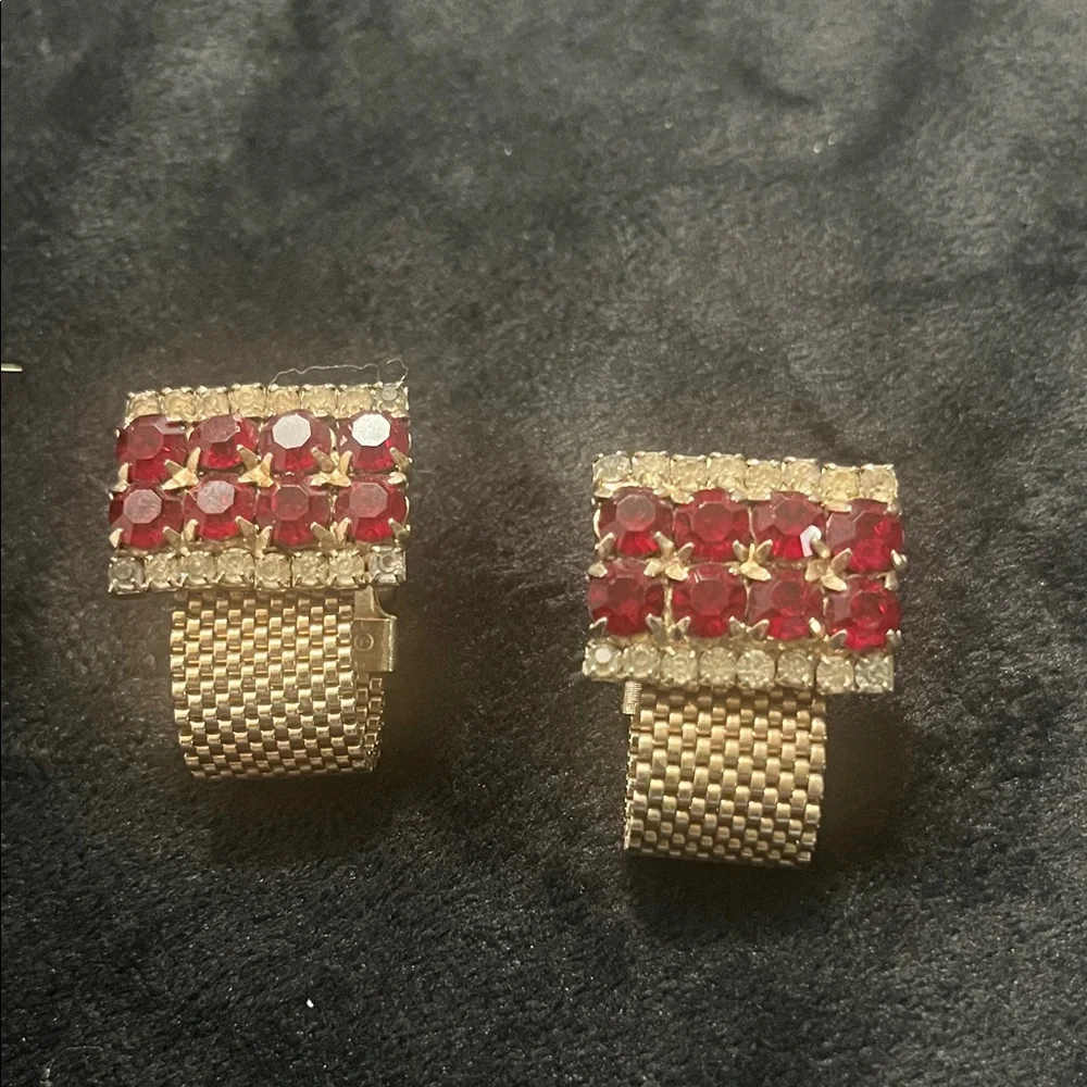 VINTAGE CUFF LINKS COSTUME JEWELRY